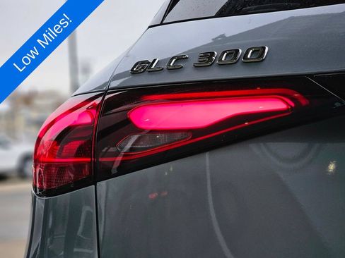 Used 2026 Mercedes-Benz GLC 300 4MATIC image 9