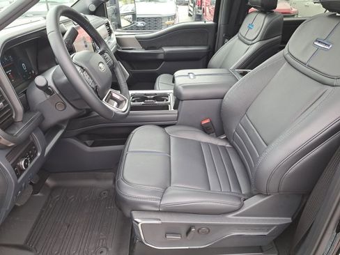 New 2026 Ford F350 Platinum w/ FX4 Off-Road Package image 19