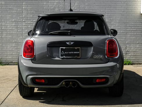 Used 2017 MINI Cooper S FWD image 7