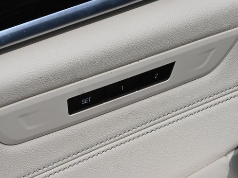 Certified 2022 BMW 530i 530i w/ M Sport Package image 42