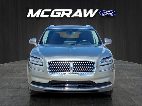 Used 2023 Lincoln Nautilus Reserve AWD/4WD image 2