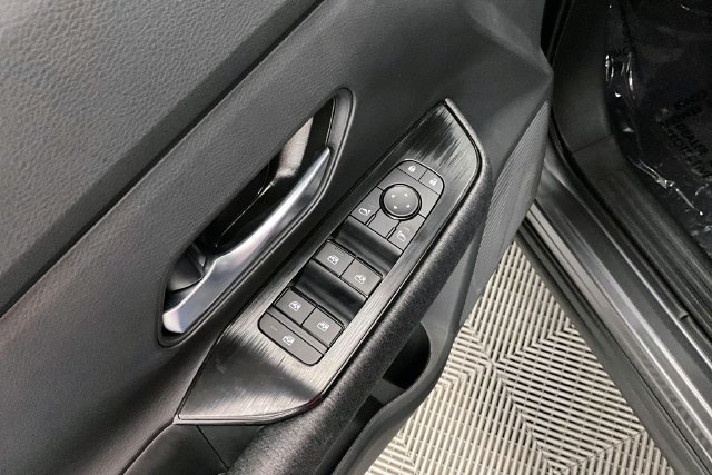 New 2027 Nissan Kicks SV FWD image 29