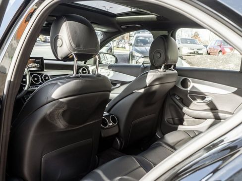 Used 2018 Mercedes-Benz C 300 4MATIC Sedan image 32