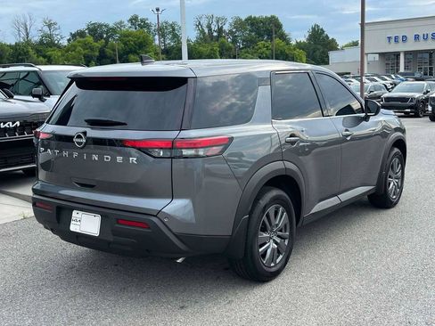 Used 2025 Nissan Pathfinder S FWD image 26