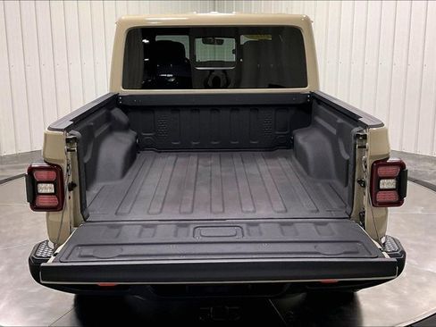Used 2022 Jeep Gladiator Mojave w/ LED Lighting Group AWD/4WD image 39
