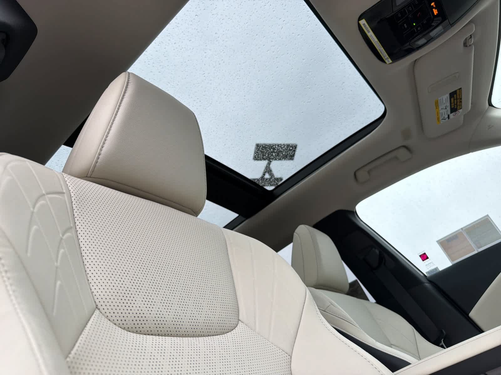 New 2026 Lexus RX 350 w/ Convenience Package AWD/4WD image 17