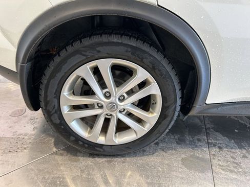 Used 2014 Nissan Juke S image 18
