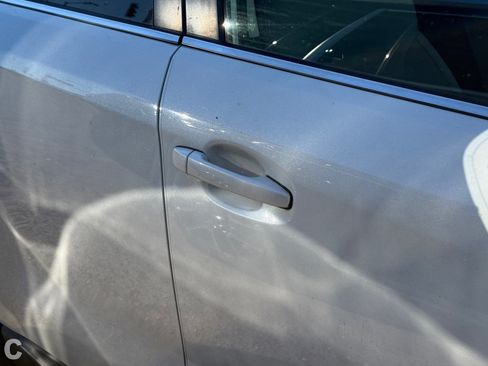 Used 2017 Subaru Forester 2.5i Limited image 7