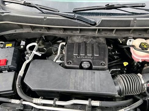 Used 2023 Chevrolet Silverado 1500 Custom AWD/4WD image 32