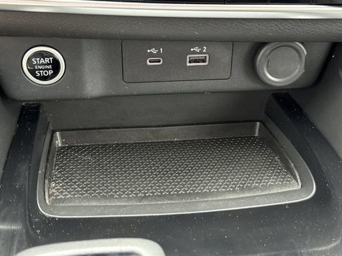 Used 2023 Nissan Rogue SV FWD image 25
