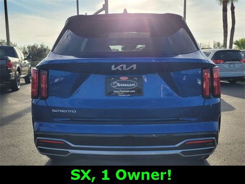 Used 2023 Kia Sorento SX image 6
