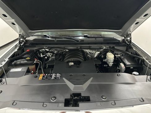 Used 2017 Chevrolet Silverado 1500 LTZ w/ Sport Package AWD/4WD image 6