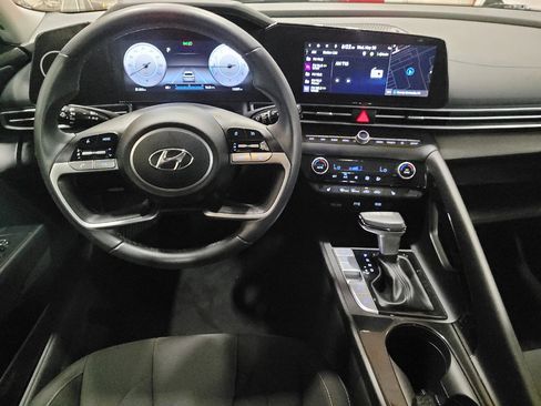 Used 2023 Hyundai Elantra SEL w/ Convenience Package FWD image 22