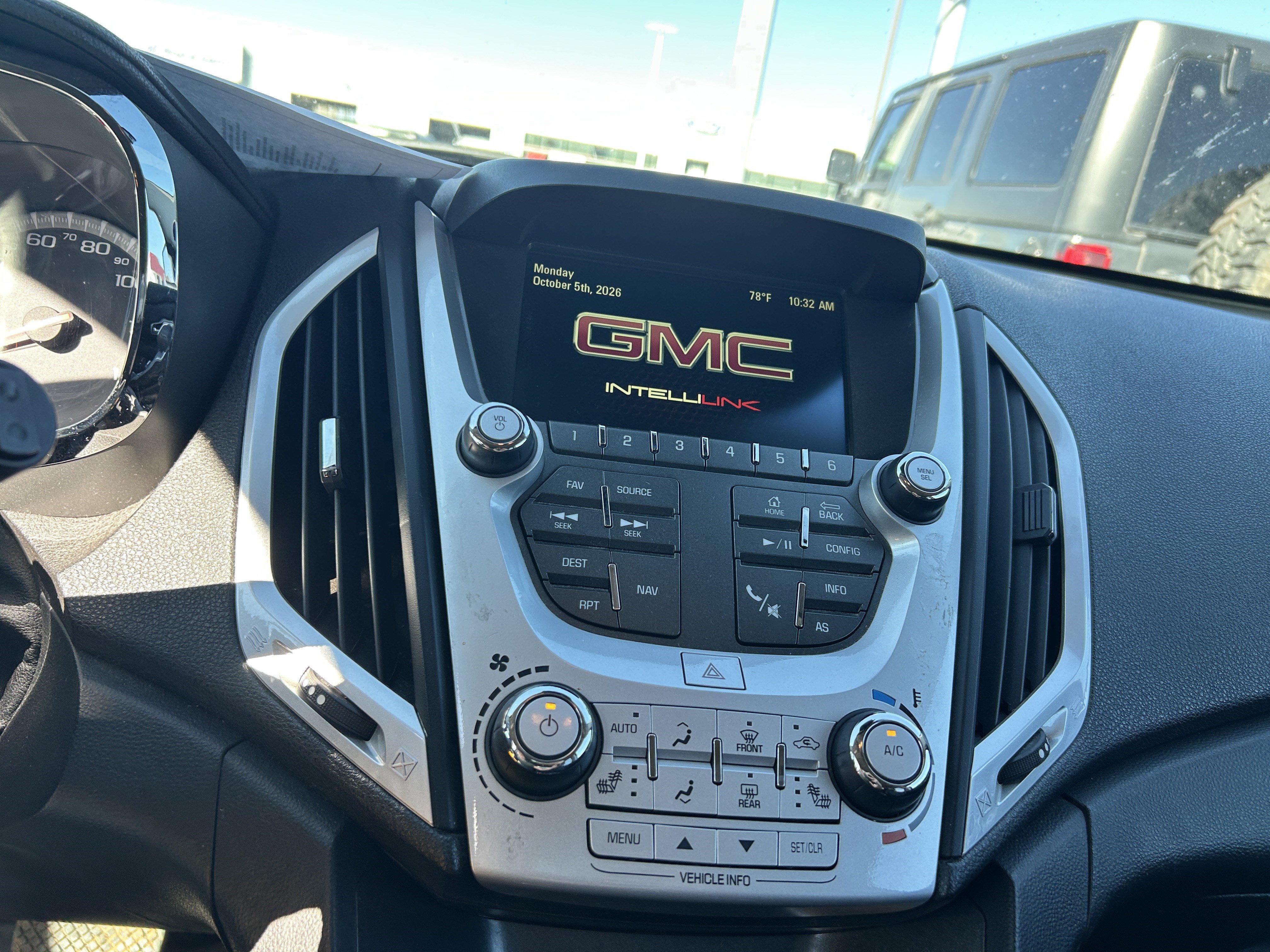 Used 2016 GMC Terrain SLT w/ Open Road Package AWD/4WD image 14