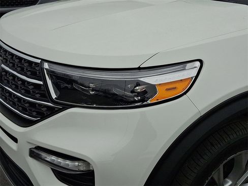 Certified 2023 Ford Explorer XLT w/ Equipment Group 202A image 9