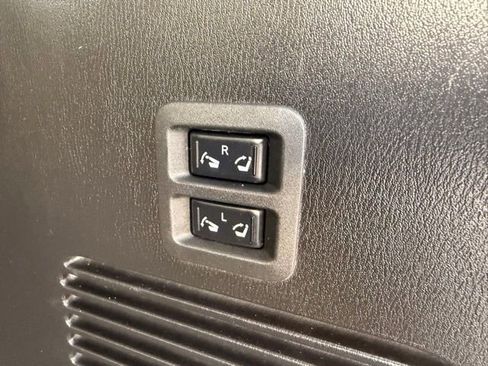 Used 2022 INFINITI QX80 Luxe w/ Cargo Package image 17