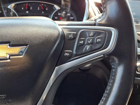 Used 2022 Chevrolet Equinox LT FWD image 19