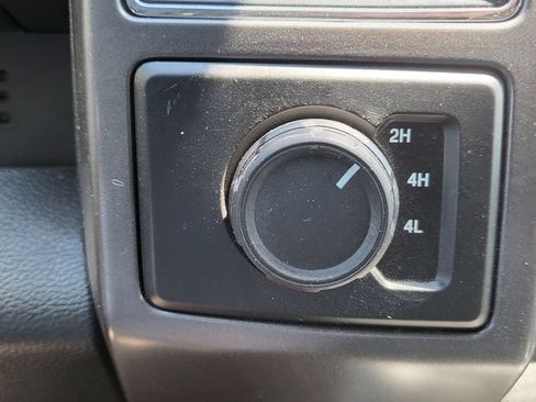 Used 2017 Ford F150 XLT w/ Equipment Group 302A Luxury AWD/4WD image 43