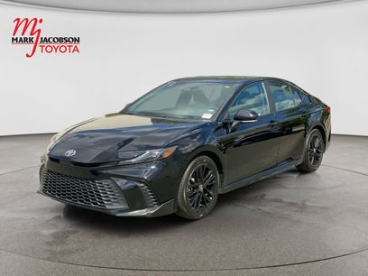 Used 2025 Toyota Camry SE