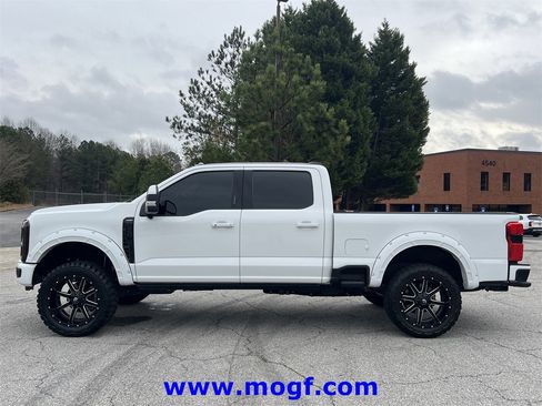 Used 2023 Ford F250 Lariat w/ Sport Appearance Package image 32