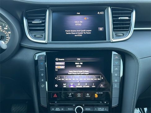 Certified 2025 INFINITI QX50 Pure image 13