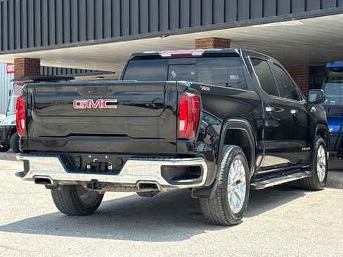 Used 2021 GMC Sierra 1500 SLT AWD/4WD image 9