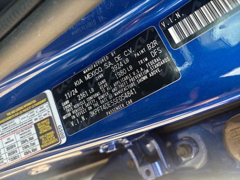 Used 2025 Kia K4 FWD image 28