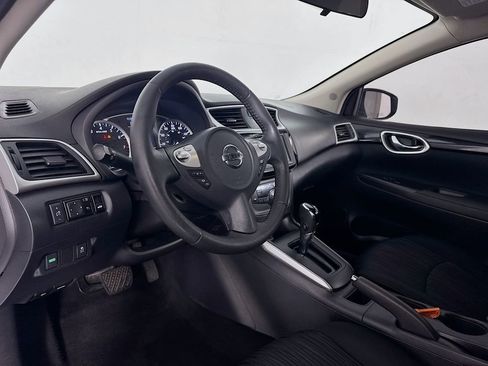 Used 2019 Nissan Sentra SV FWD image 14