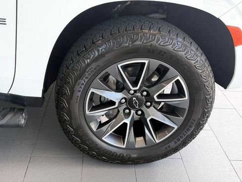 Used 2024 Chevrolet Tahoe Z71 AWD/4WD image 19