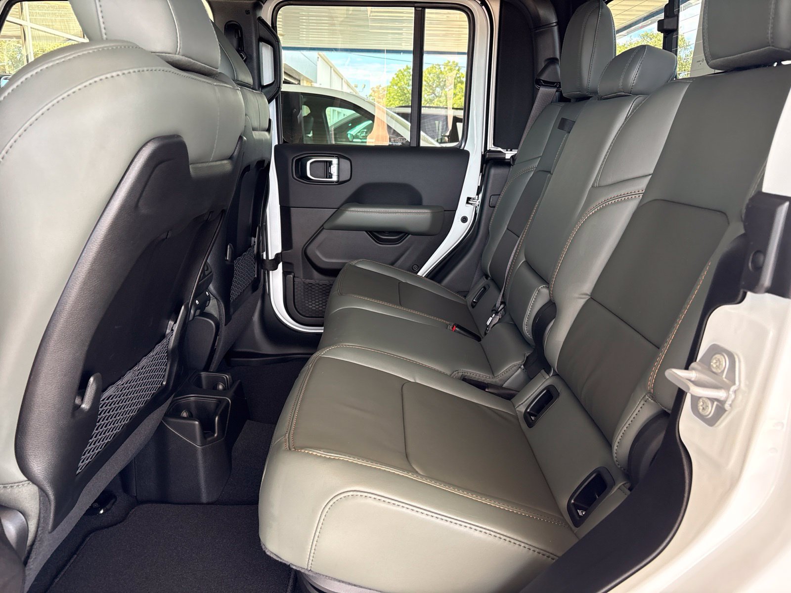 New 2027 Jeep Gladiator Mojave AWD/4WD image 14