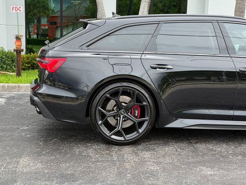 Used 2024 Audi RS 6 performance AWD/4WD image 4