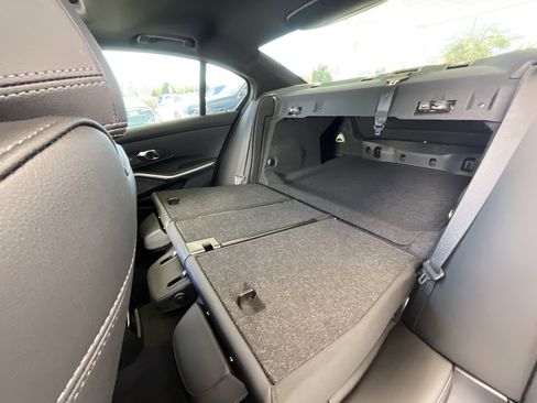 Certified 2025 BMW 330i Sedan image 30