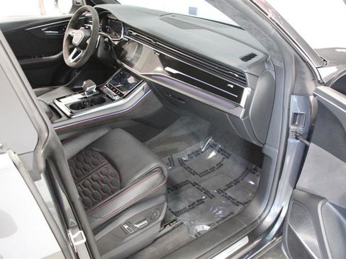 Used 2022 Audi RS Q8 w/ Carbon Optic Package image 17