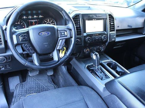 Used 2018 Ford F150 XLT w/ Equipment Group 302A Luxury AWD/4WD image 13