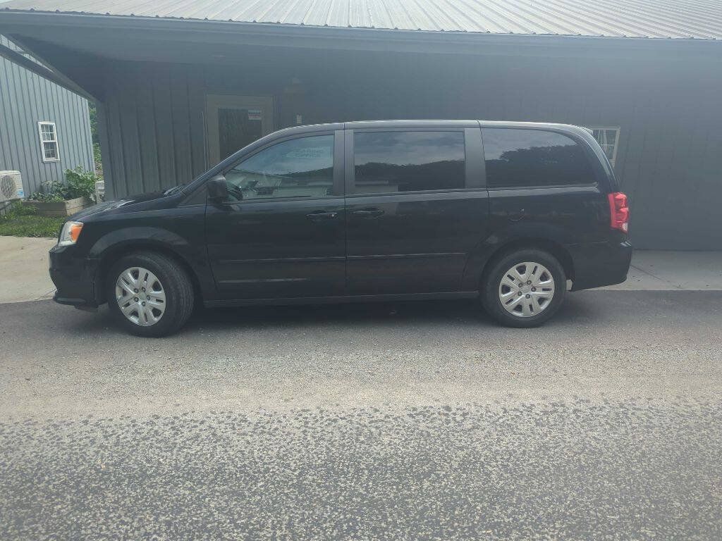 Used 2016 Dodge Grand Caravan SE w/ Quick Order Package 29E SE FWD image 4