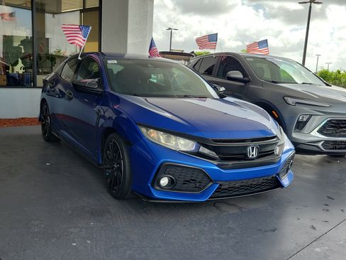 Used 2019 Honda Civic Sport image 2