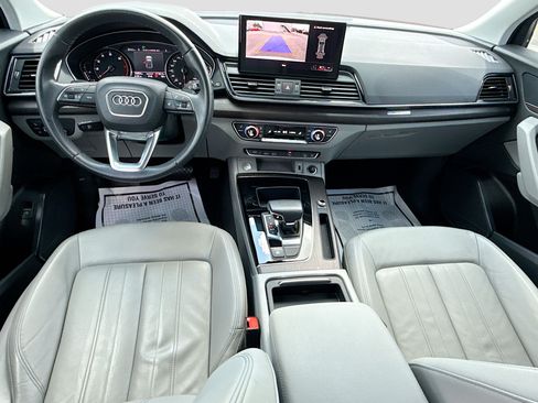 Used 2022 Audi Q5 2.0T Premium w/ Convenience Package AWD/4WD image 14