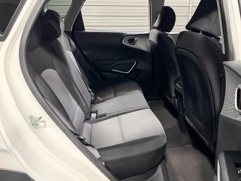 Used 2021 Kia Soul X-Line image 16