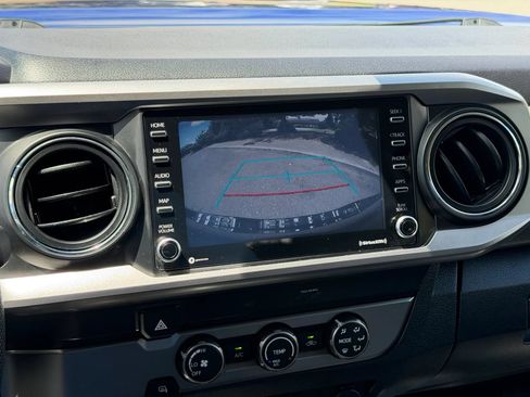 Used 2022 Toyota Tacoma SR5 RWD image 15