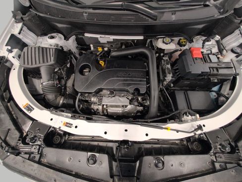 Used 2026 Chevrolet Equinox LT w/ Convenience Package II AWD/4WD image 8