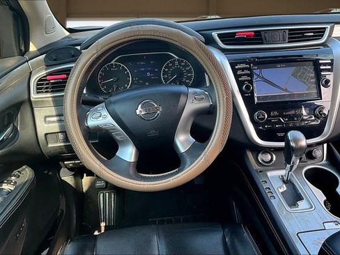 Used 2017 Nissan Murano SL image 5