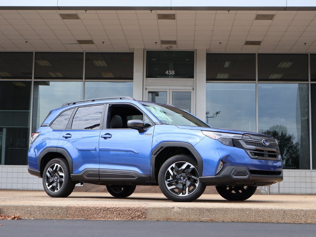 New 2026 Subaru Forester Limited AWD/4WD image 2