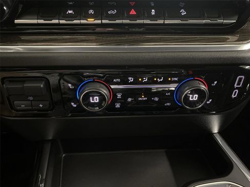 Used 2023 Chevrolet Silverado 1500 LT Trail Boss w/ Convenience Package II AWD/4WD image 20