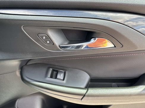 Used 2023 Chevrolet TrailBlazer RS image 15