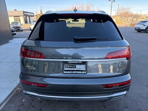 Used 2022 Audi Q5 e Premium w/ Convenience Package image 7