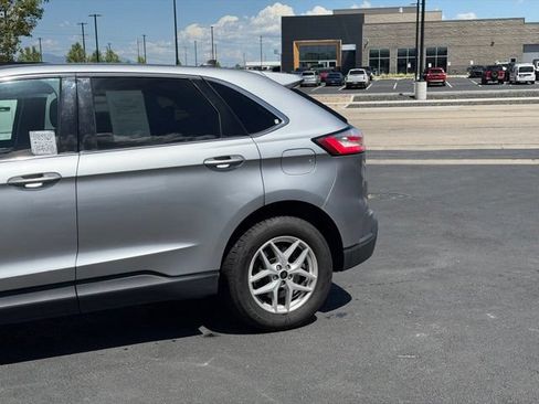 Used 2023 Ford Edge SEL w/ Cold Weather Package AWD/4WD image 8
