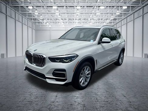 Used 2022 BMW X5 sDrive40i w/ Parking Assistance Package RWD image 3