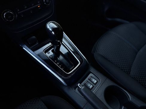 Used 2017 Nissan Sentra SR w/ SR Midnight Edition FWD image 12