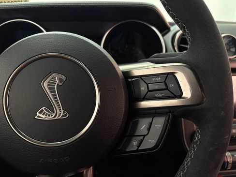 Used 2018 Ford Mustang Shelby GT350 w/ Electronics Package image 25