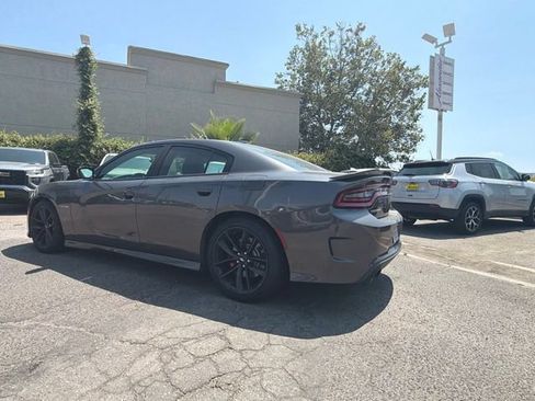 Used 2022 Dodge Charger R/T w/ Plus Group RWD image 8